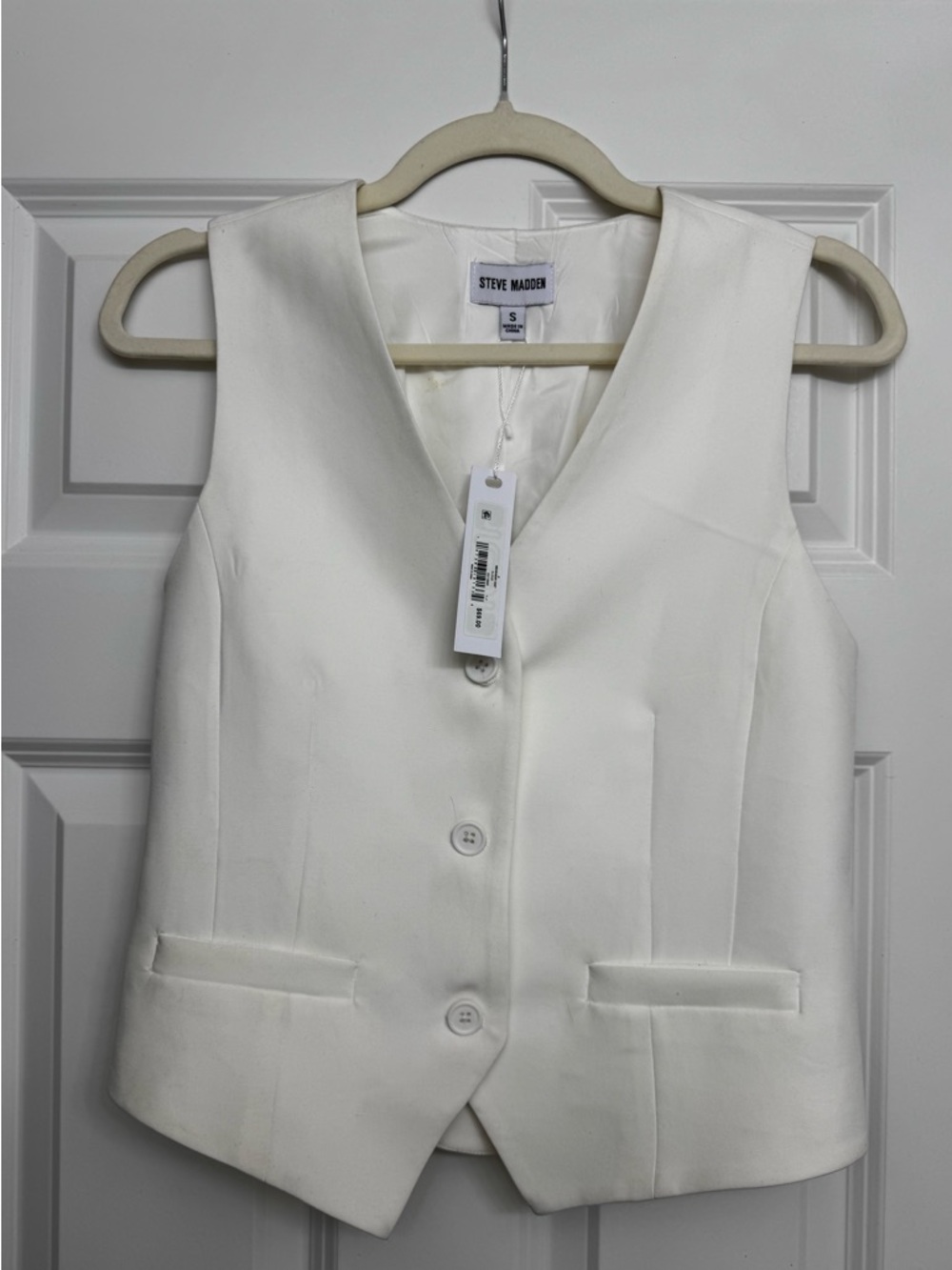 Steve Madden White/Ivory Vest with Spare Button